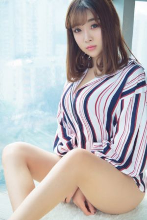 女帝羞辱打开双腿调教h_720电影完整版在线观看